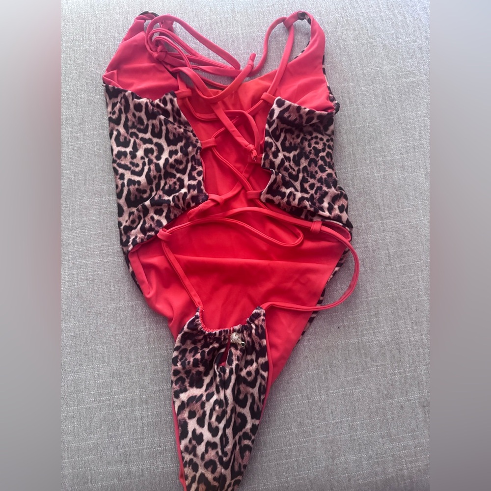 Custom Swimwear/clubwear